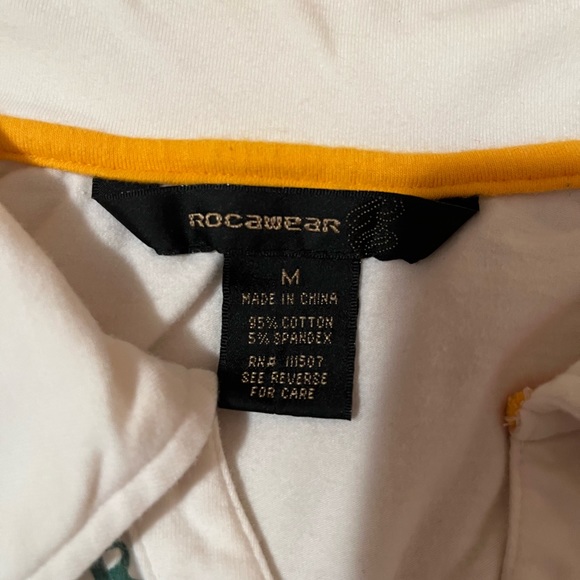 Beautiful Rocawear Top - Picture 5 of 5